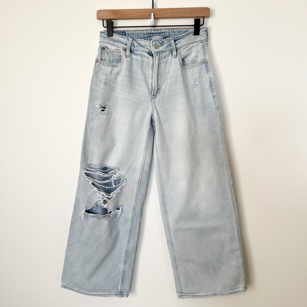 American Eagle Mid Rise Wide Leg Light Wash Denim Jeans Womens 0 Distressed